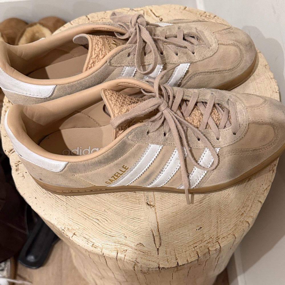 Adidas Gazelle Men's Sneakers in Beige and White